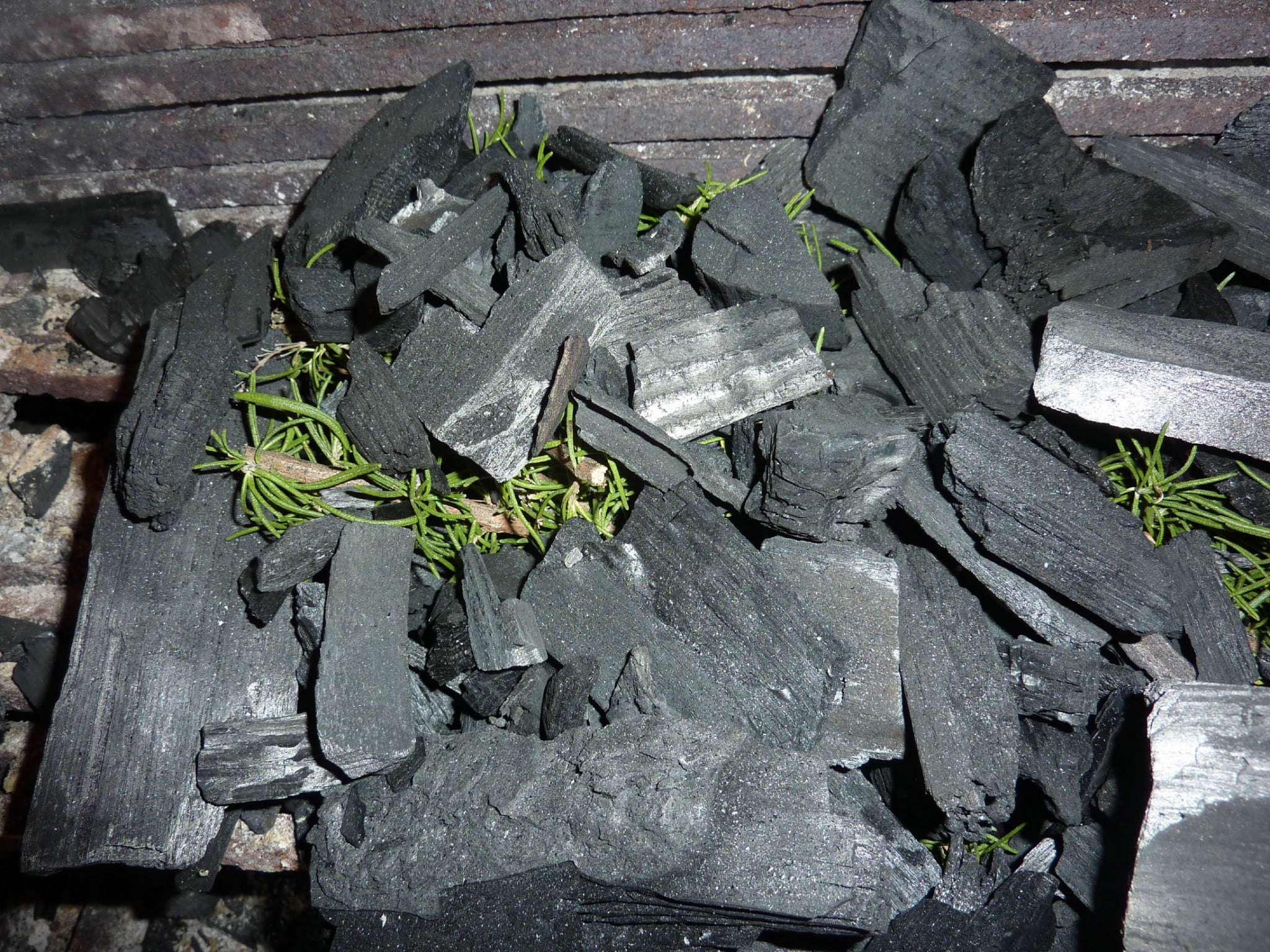 barbecue charcoal