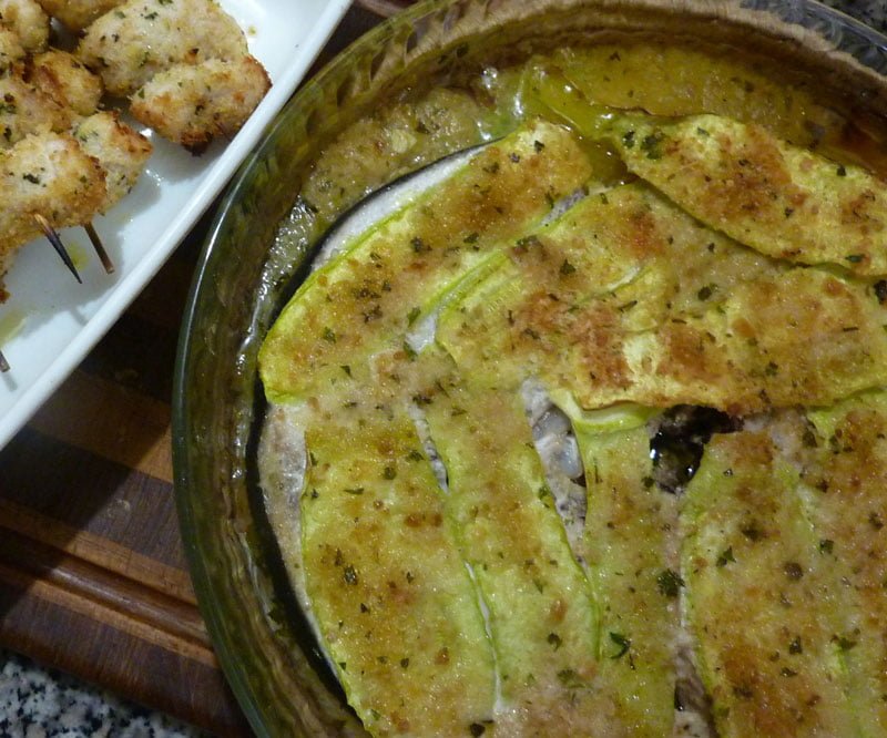 Baked Swordfish with breadcrumbs and zucchini