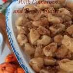 The typical pumpkins gnocchi are served with a butter and sage sauce, but as Thanksgiving is next week I would like to suggest a festive sauce made with brown butter, cinnamon and walnuts. Vegan and no sugar! #yourguardianchef #pumkin #thanksgivingrecipes #veganrecipes