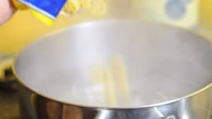 cooking Rotelle pasta De Cecco