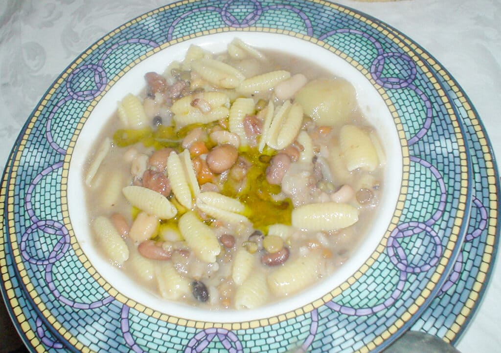 Pulsed served with pasta, gnocchetti Sardi, pasta e fagioli