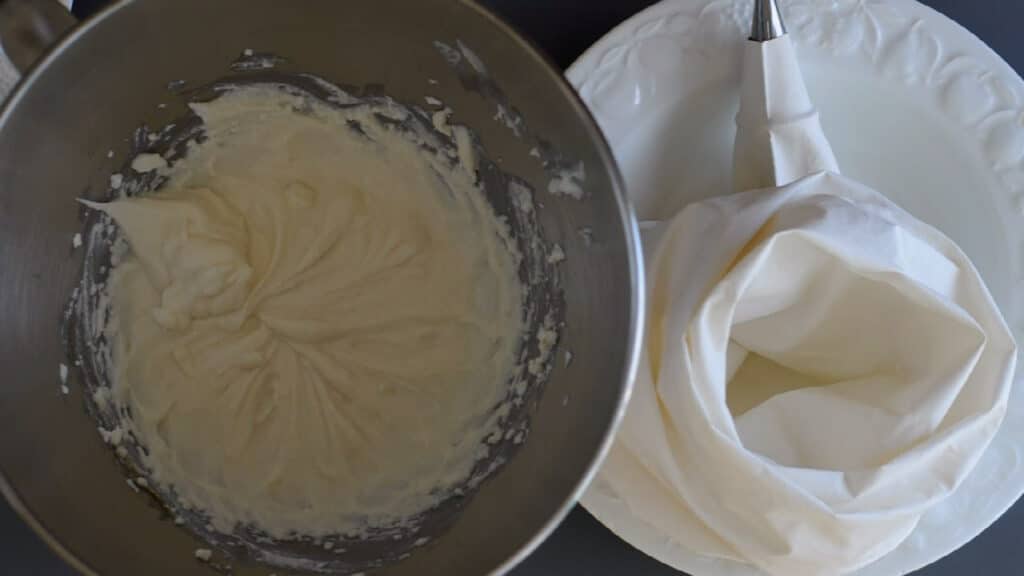 Ricotta cream and a piping bag next to it
