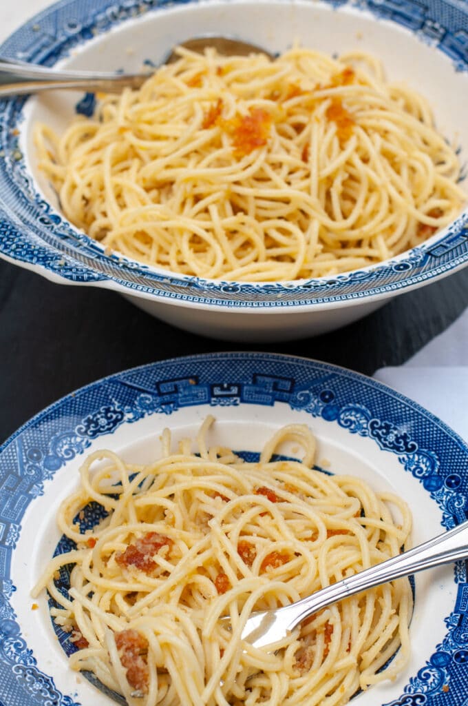 Spaghetti with Bottarga served on a dish