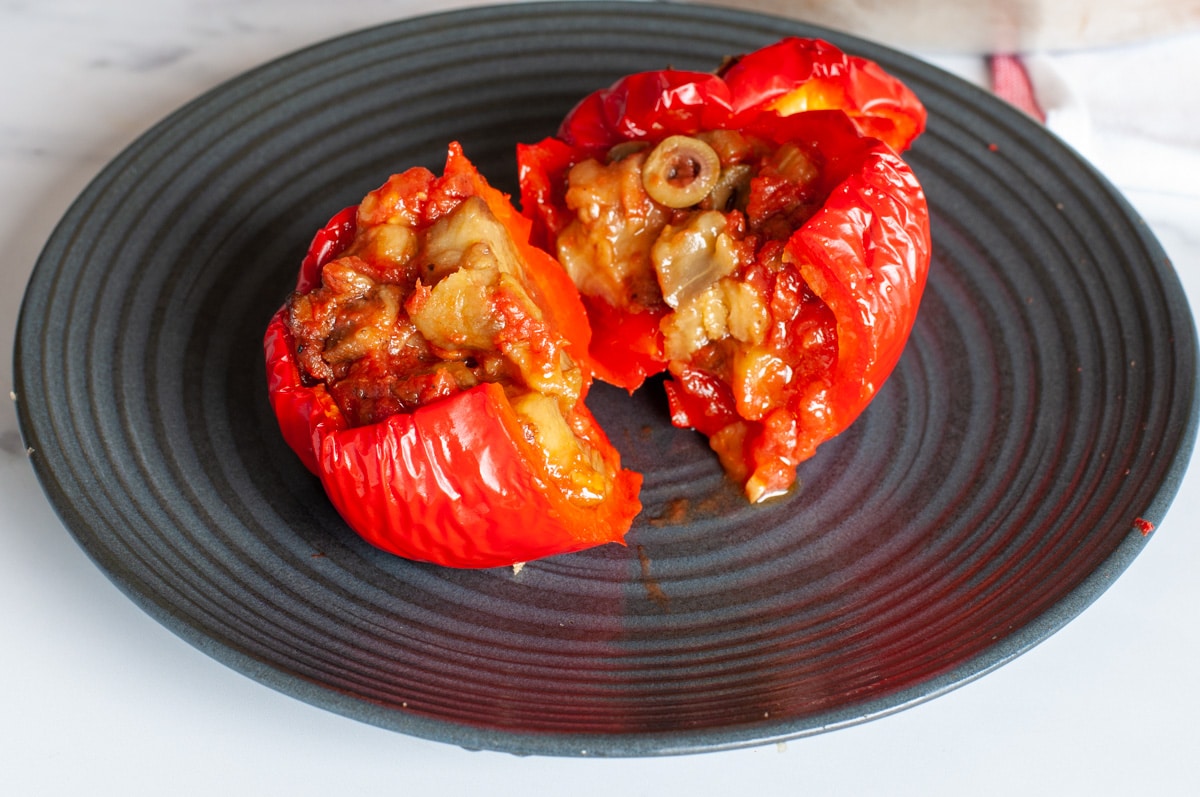 pepper stuffed with eggplants cut in half