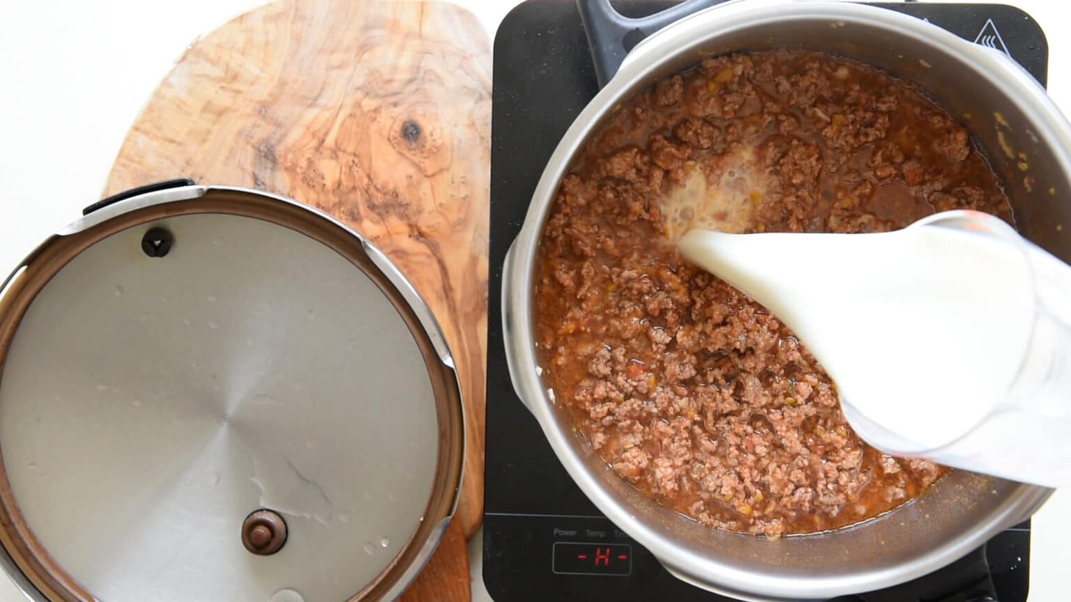 Authentic Italian Bolognese Sauce Recipe Your Guardian Chef