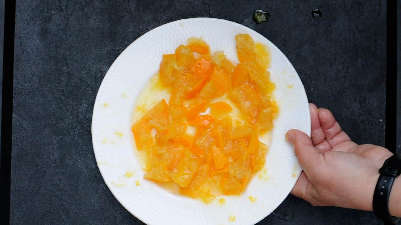 peel the oranges  into small slices removing the inner membranes and the seeds