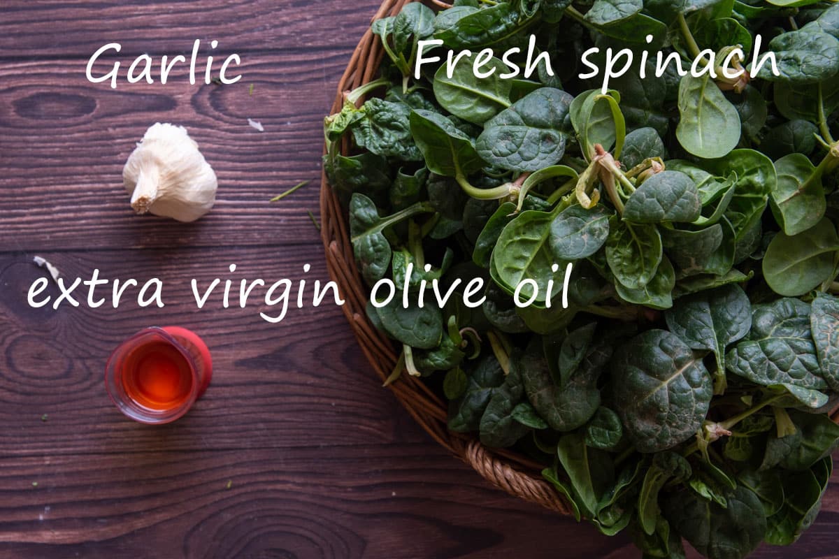 ingredients for Italian sauteed spinach