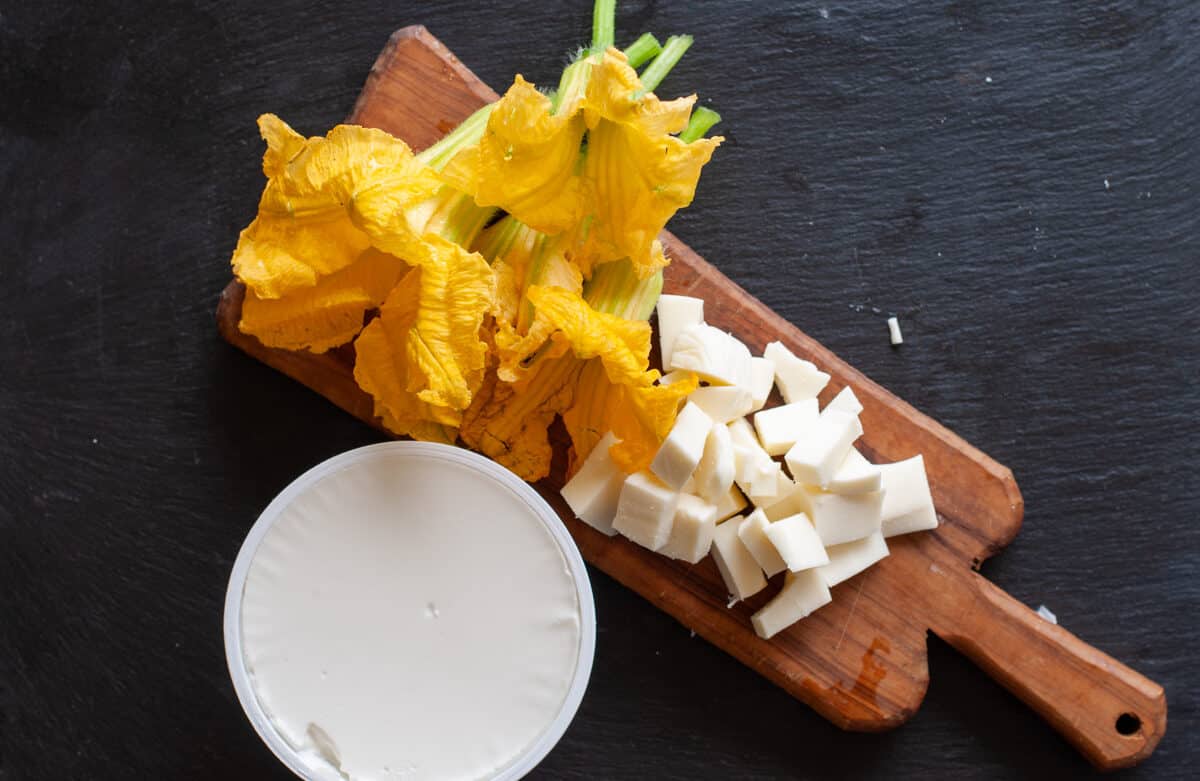 ingredients for pizza with zucchini flower and ricotta