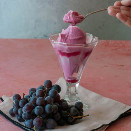 Uva Fragola sorbet served in a glass