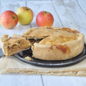 Traditional crostata di mele