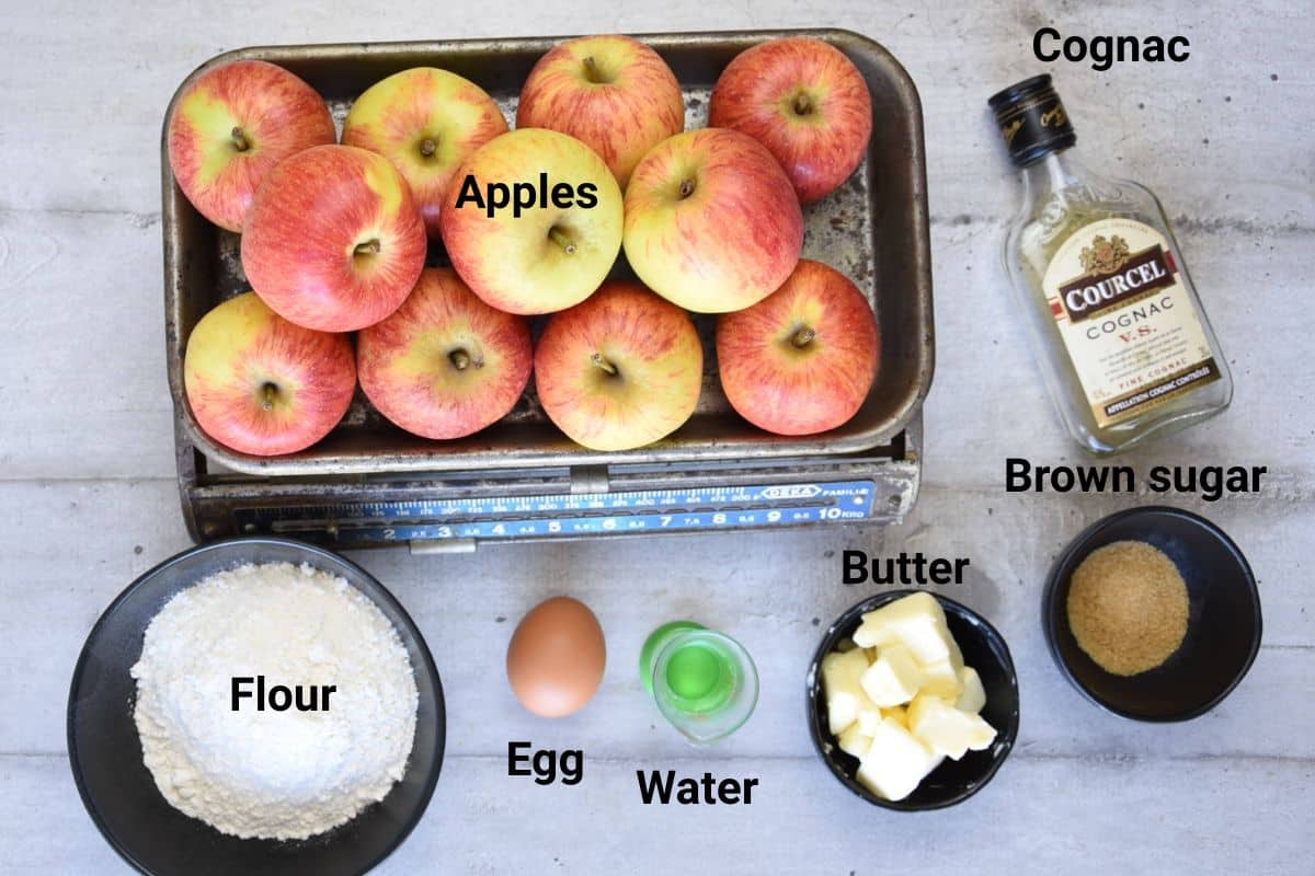 ingredients for the Italian apple pie