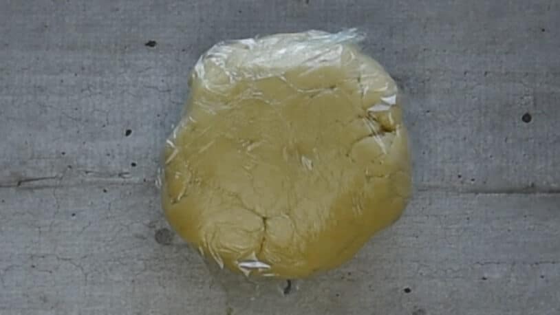 wrap the pastry in plastic wrap