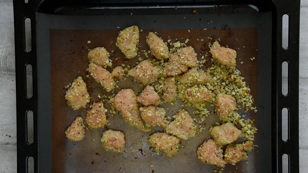Lay on a baking tray