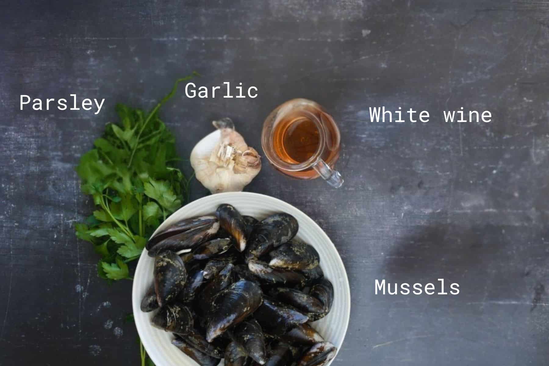 cozze alla marinara ingredients