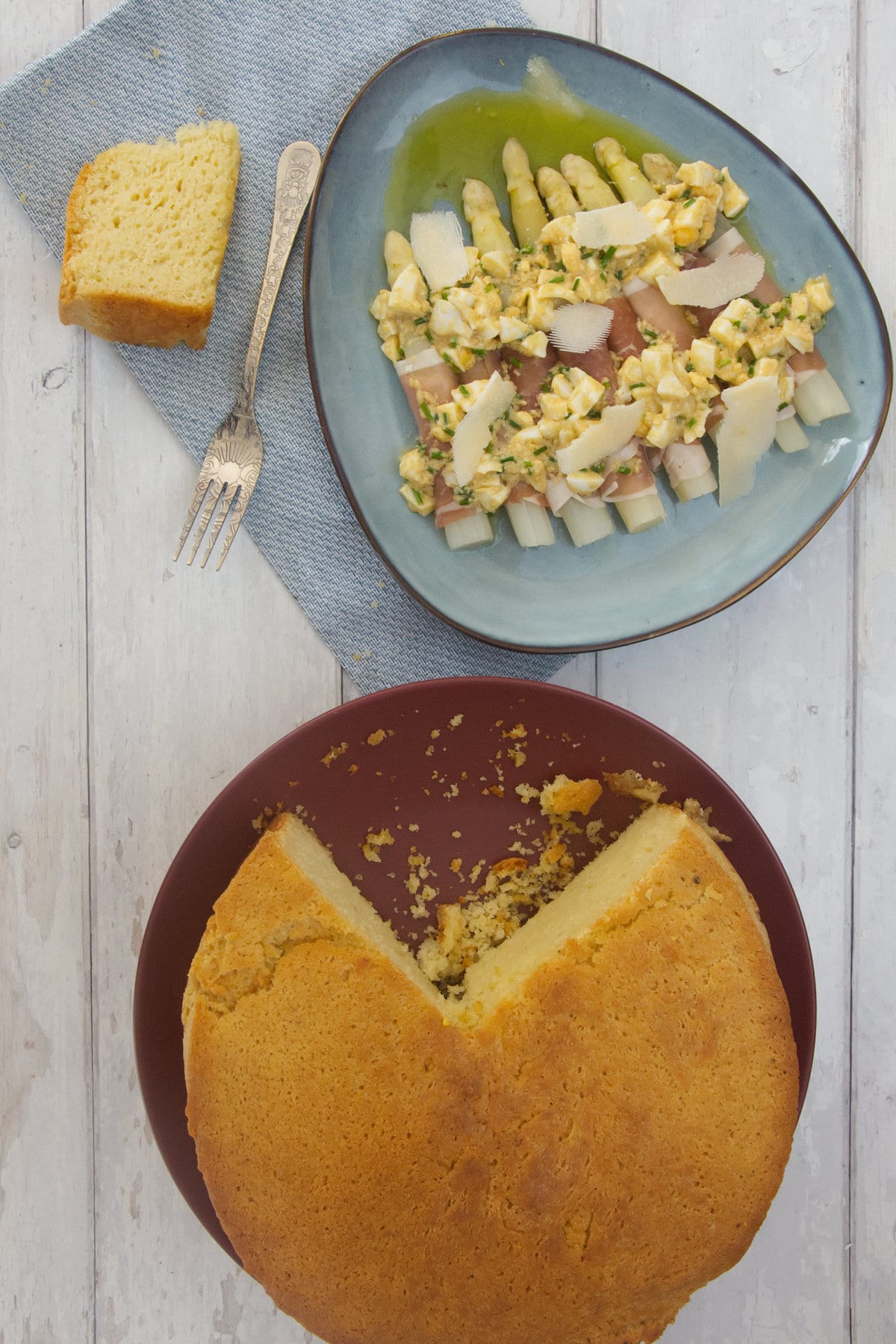 White Asparagus with Prosciutto and Egg Vinaigrette