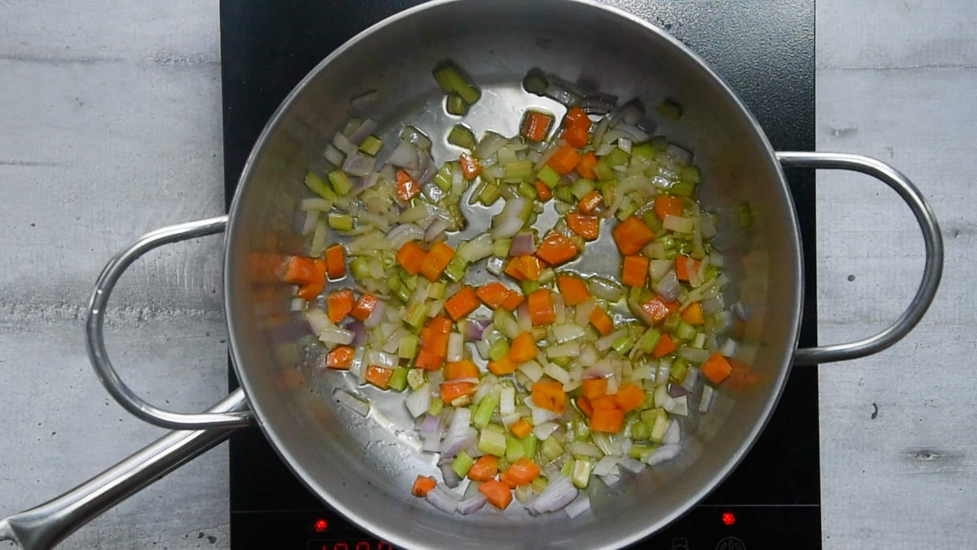 Make a sofritto