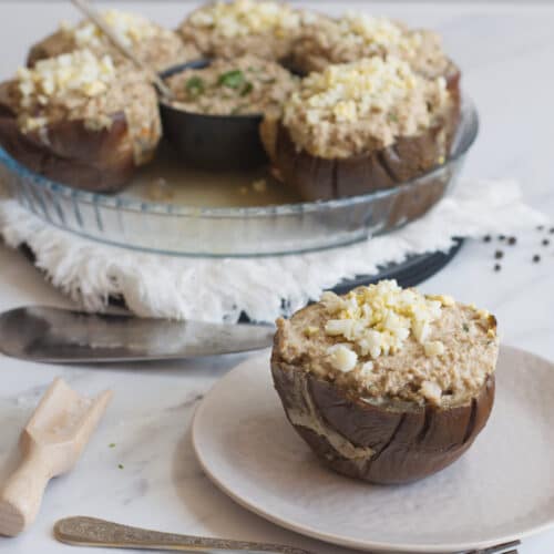 Round stuffed eggplants