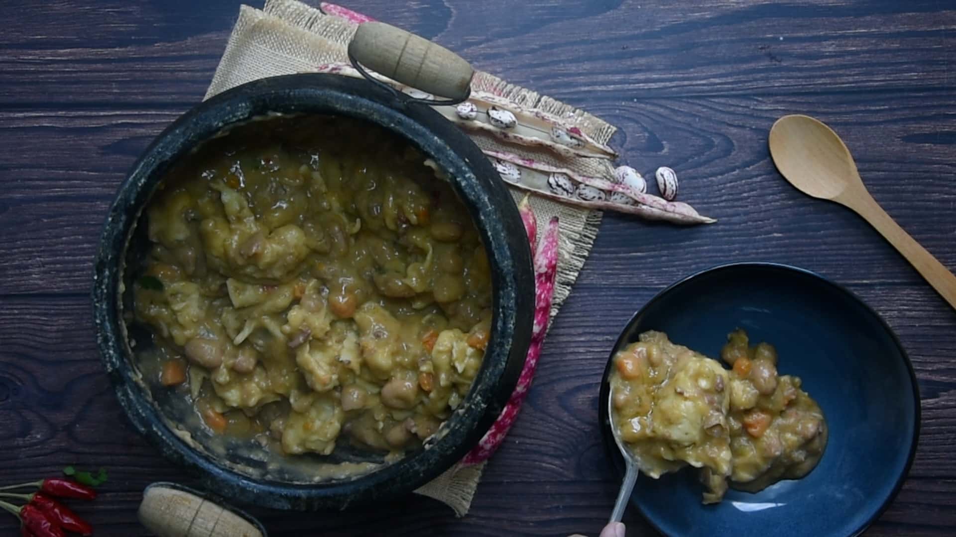 serve pasta e fagioli immediatelly