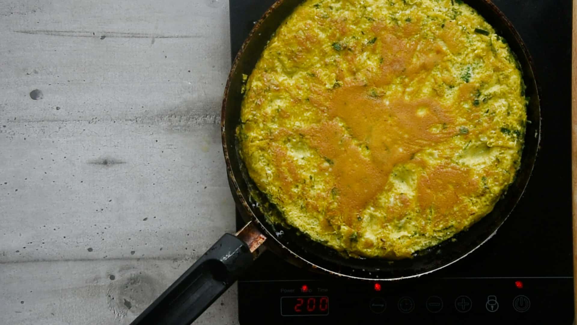 Let the frittata cool down