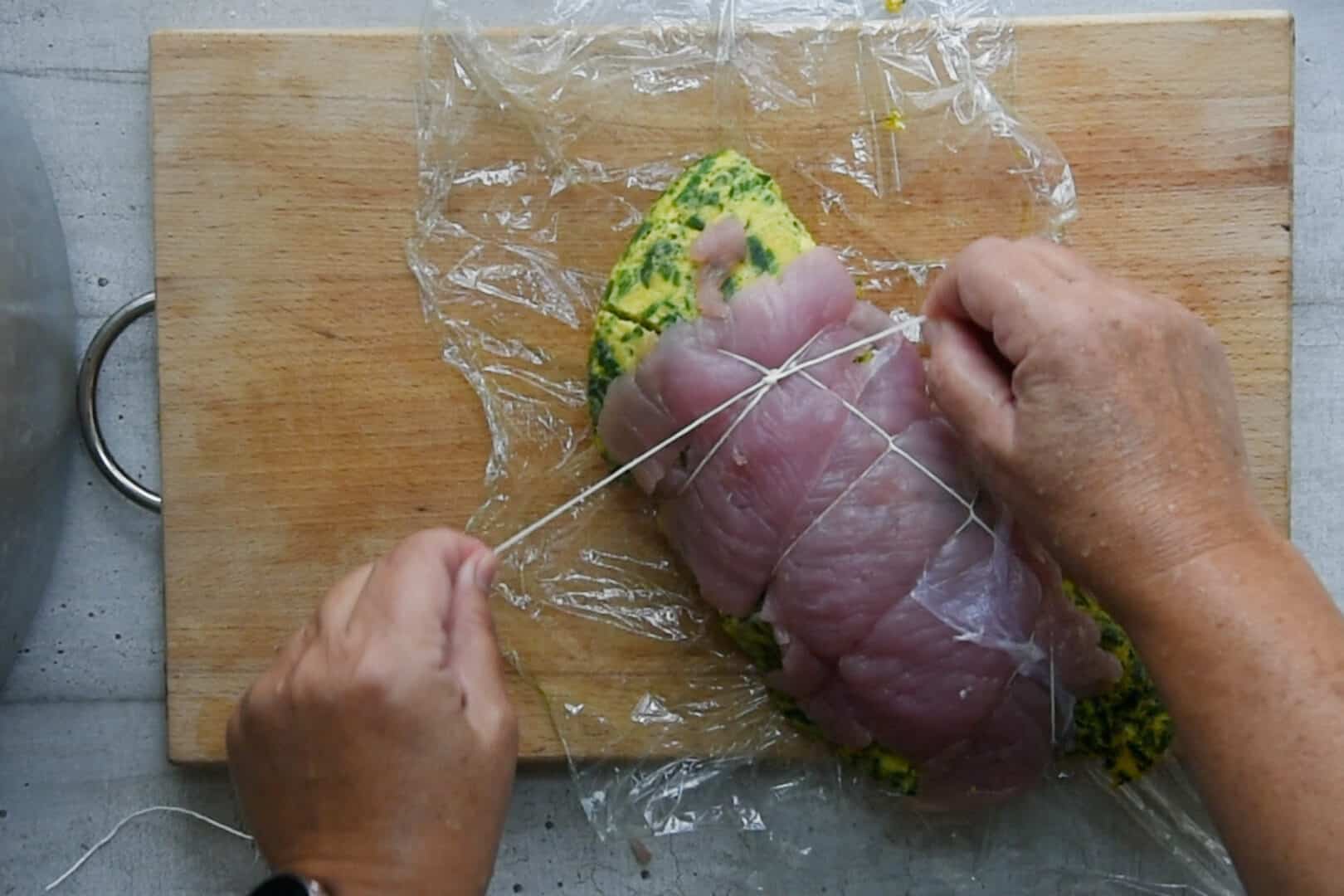 tie the roll with kitchen twine